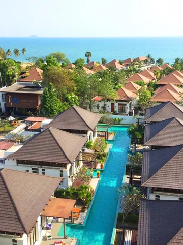 รูปภาพของThe Oriental Beach Pool Villa and Village