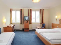 ホテル ゴールデナー アドラー