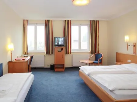 Hotel Goldener Adler Отели рядом с достопримечательностью «Новый собор в Линце»