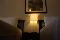 Shale Lodge Pleasanton