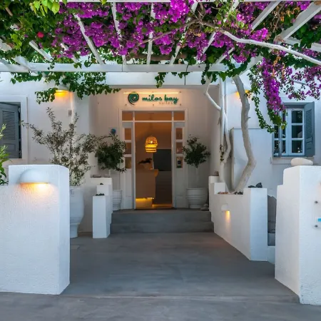 Milos Bay Suites
