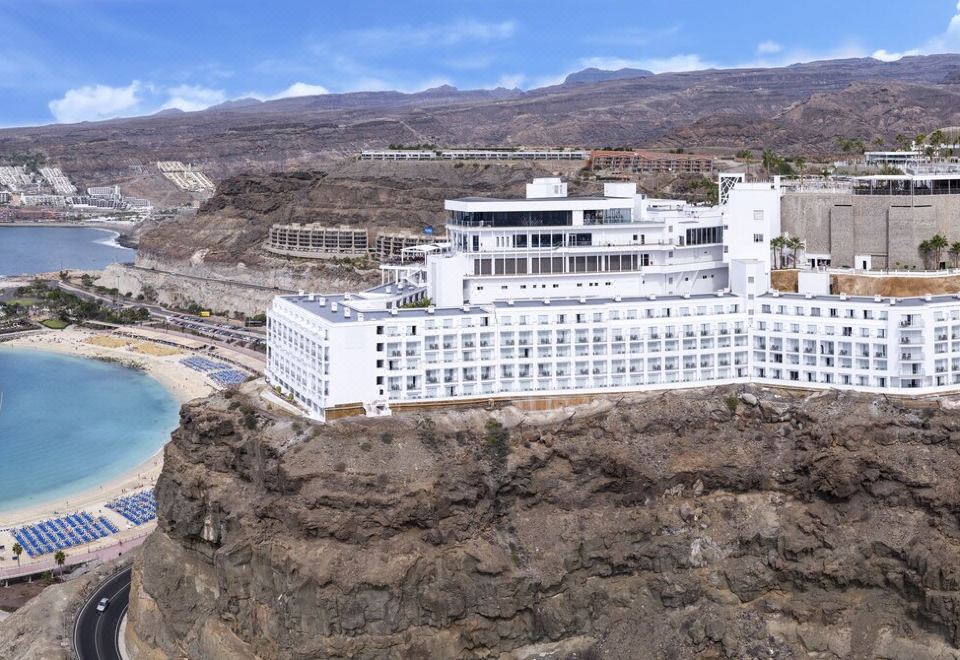 Riu vistamar deals