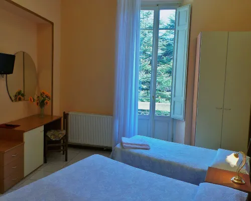 Hotel Roma Photos