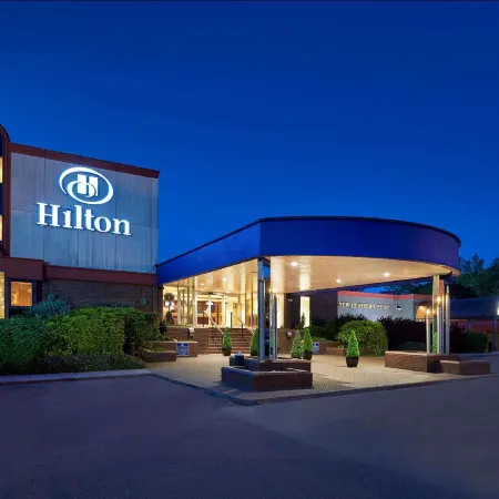 Hilton London Watford Отели рядом с достопримечательностью «Железнодорожный вокзал Уотфорда»