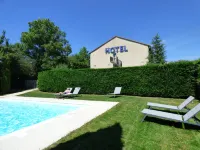 Brit Hotel Confort Villefranche-De-Rouergue - Pool