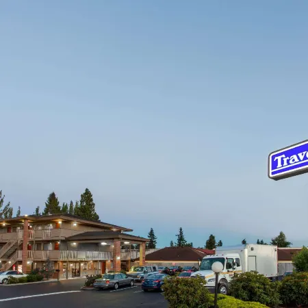 Econo Lodge Edmonds North Seattle