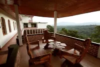 Mahaweli Regent Hotel Hotels in Sirimalwatta