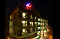Hotel New Holiday Plaza Datta Mandir (Shingave) 주변 호텔