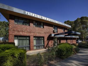 Parkside Inn Motel