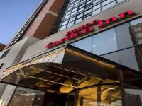 Revery Toronto Downtown, Curio Collection by Hilton Hotel in zona Mel Lastman Square Rink