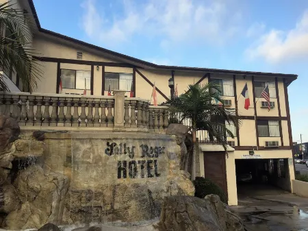 Jolly Roger Hotel