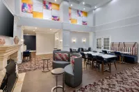 Hampton Inn & Suites Hartford/Farmington - 2-Star
