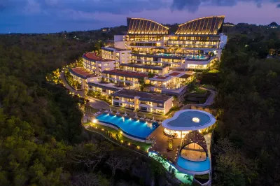 Renaissance Bali Uluwatu Resort & Spa فنادق في بالي