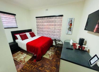 Ithonsi Guesthouse and Spa