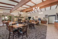 Best Western Tyrolean Lodge - breakfast