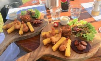 The Camel at Araiawa Raio Lodge Pukenui 썸네일