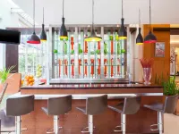 Ibis Styles Solo - bar