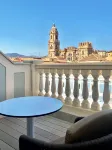 Vincci Larios Diez - Romantic