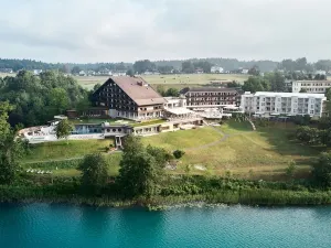 웰니스 운트 게니세르호텔 카르네호프