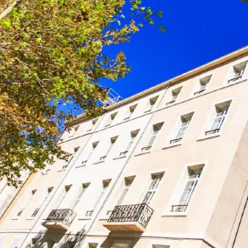 Hotel Marsiho by Happyculture Отели рядом с достопримечательностью «Улица Кур-Бельзанс»