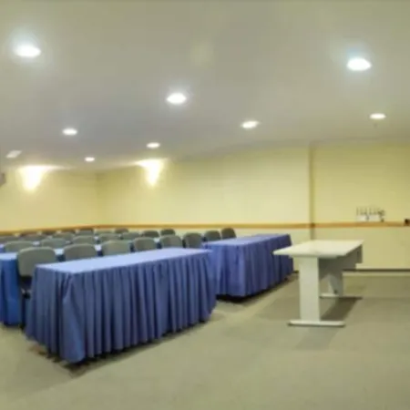 Joh Blue Ocean Flat Hotel Отели рядом с достопримечательностью «Конгресс-центр Centro de Eventos do Ceara»