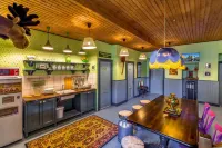 U Doma Knigi Furnished Rooms カザン大聖堂周辺のホテル