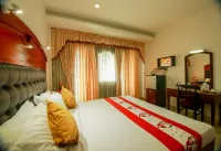 Hotel Meadows International Hotels in Kizhake Chalakudi