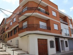 APARTAMENTOS TURÍSTICOS ONCEMOLINOS con vistas a los molinos