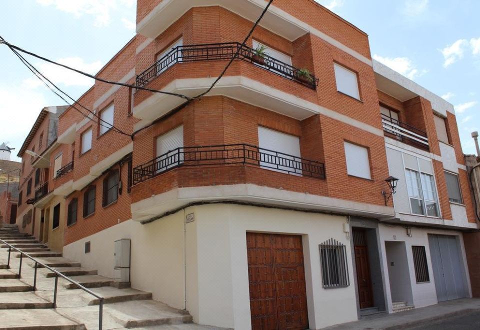 Apartamentos Oncemolinos Con Desayuno - Housity
