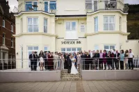 Shoreside Inn