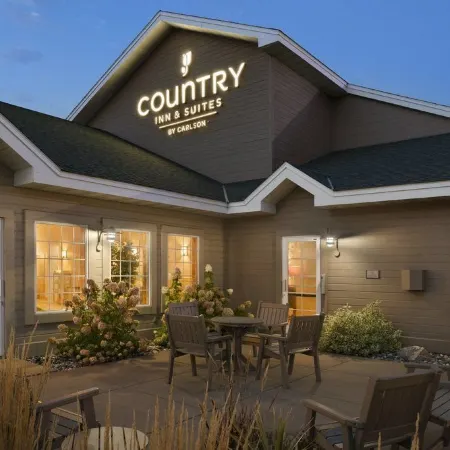 Country Inn & Suites by Radisson, Baxter, MN
