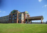Holiday Inn Express & Suites Greensburg Hotels in Unity Township