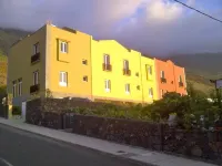 Apartamentos Los Verodes - 2-Star