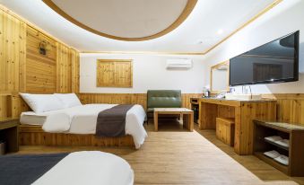 Hoengseong 원주 느낌(Wonju's Feeling) 2-Star Hotel view