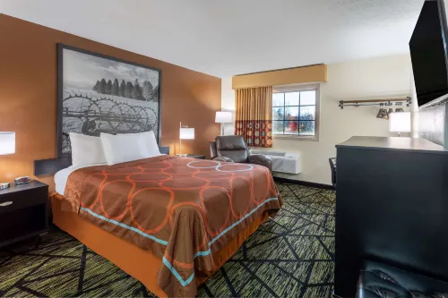Super 8 by Wyndham Wooster - 2-Star
