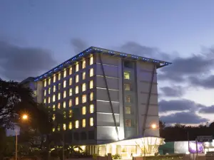 Mirage Hotel, Mumbai International Airport