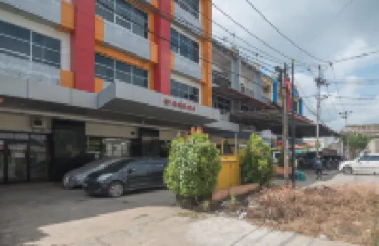 RedDoorz Near Gajah Mada Pontianak