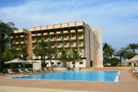 Hala Hotel & Aqua Park - Parkplatz