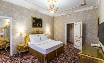 Petrovsky Prichal Hotel & Spa