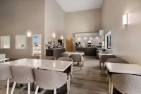 SureStay Hotel by Best Western Grants - breakfast