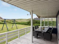 "Ingborg" - 150m from the Sea