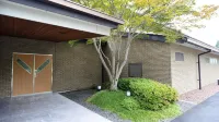 Atami Club Higashi-Karuizawa Guest House Các khách sạn gần Usui Daisan Kyoryo Bridge