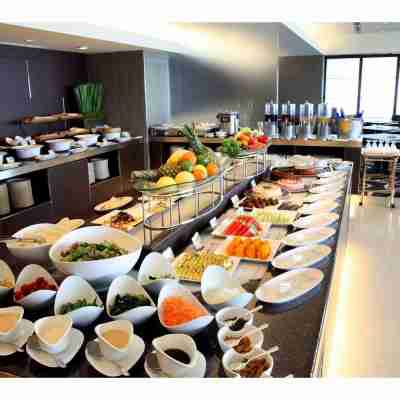 Odysis Suites Osaka Airport Hotel Dining/Meeting Rooms