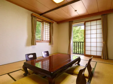 Hotel Shalom Okura Classic