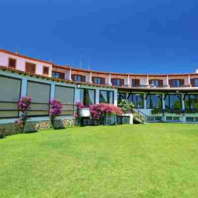 Cormoran Residence Hotel Exterior