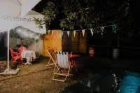 Dingo Backpackers Hostel Отели в г. 