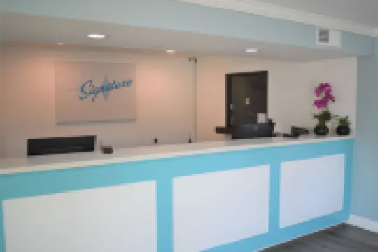 Signature Anaheim Maingate
