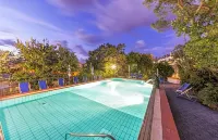 Hotel Vittoria - Uima-altaat