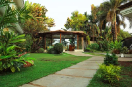 White Pearl Suites by Rosetum