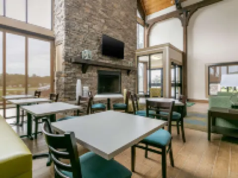 クオリティイン モンティーグル モンティーグルのホテル